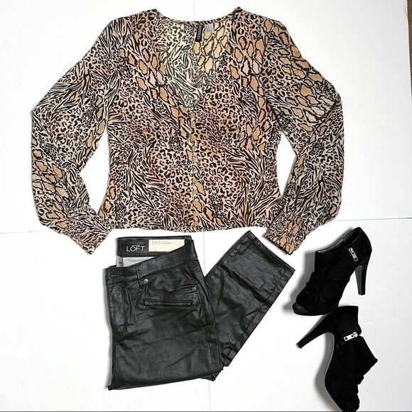 H&M Women’s Leopard Long Sleeve Blouse Size 8 - Picture 4 of 12
